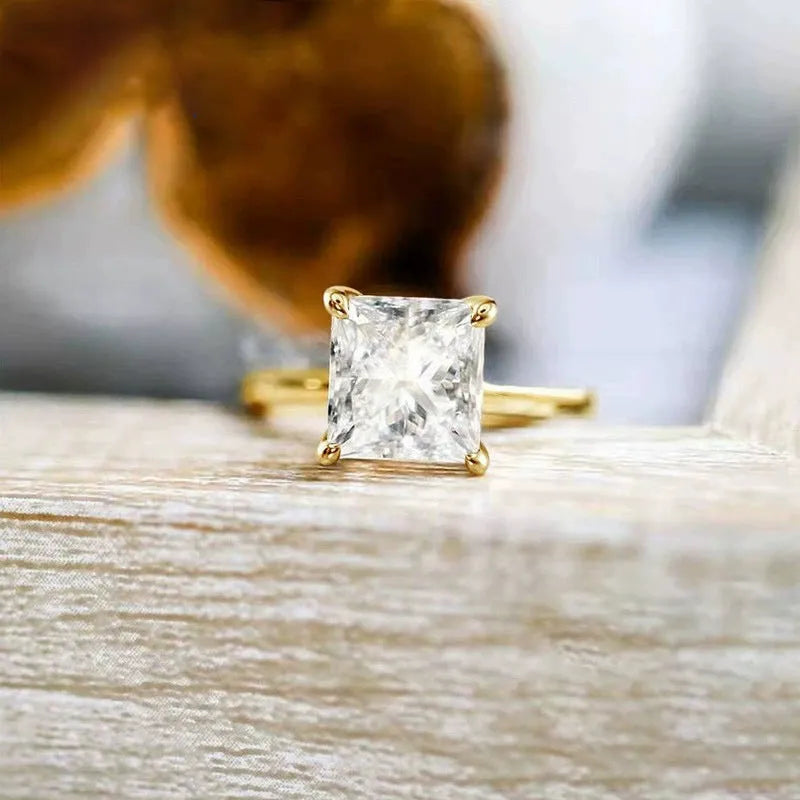 Simple geometric 925 silver ring for women in silver, gold, and rose gold finishes.