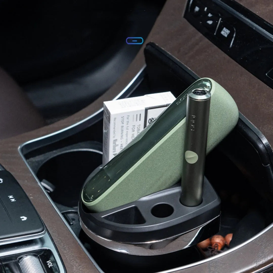 Black plastic electronic automobile ashtray charger with ABS fireproof material and bionic design