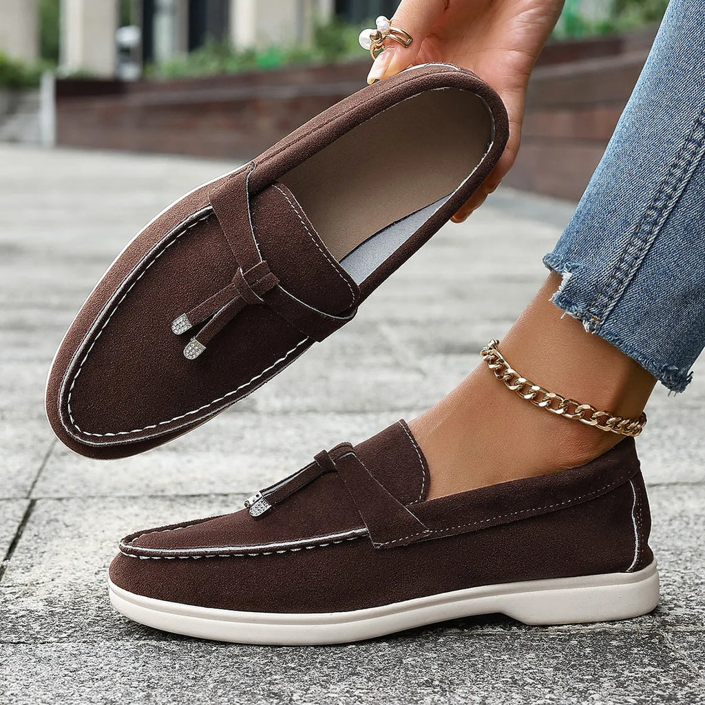 Canvas slip-on loafers with Gommino sole in black, apricot and brown colours with platform heel