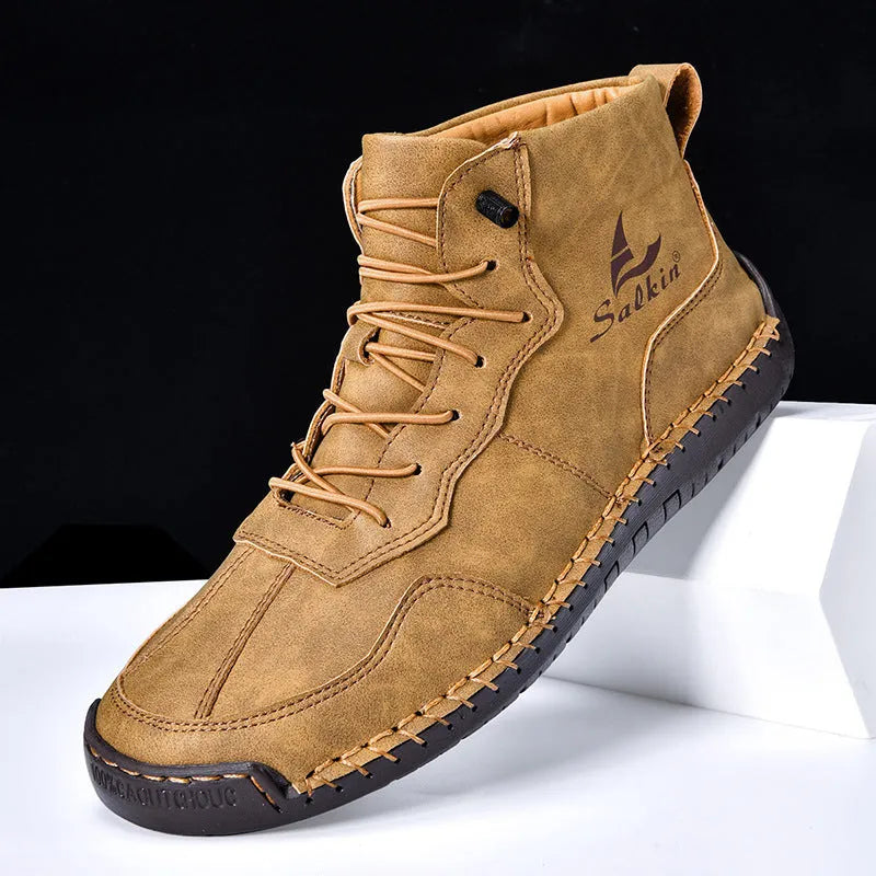 Retro high-top casual boots in multiple colours with flat rubber soles and elastic band sides