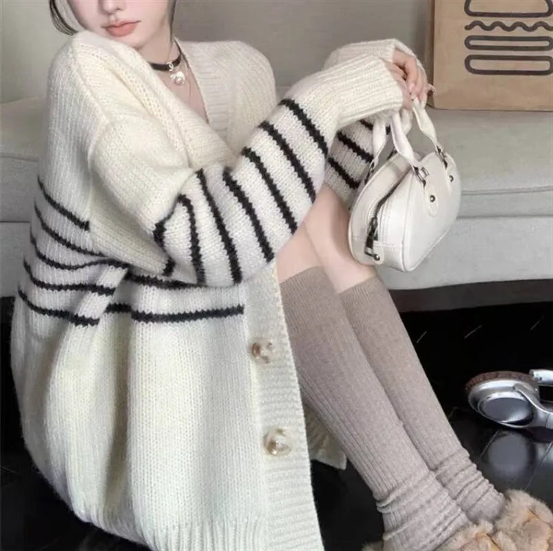 Women's collar button cardigan with 3D pattern detail in Japanese Korean casual style