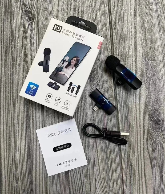 Wireless collar clip microphone for outdoor video recording with multiple interface options