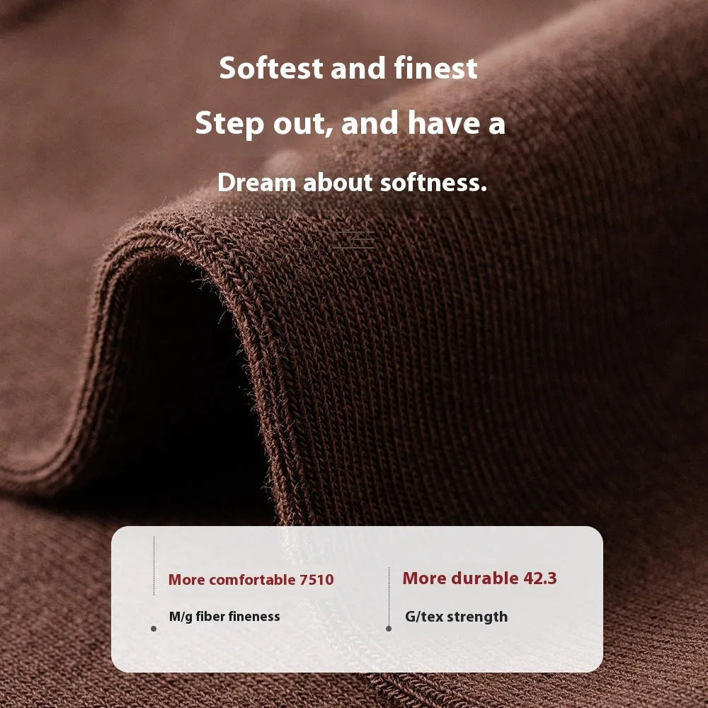 Mid-calf length men's business socks in solid colours, made from pure combed cotton.