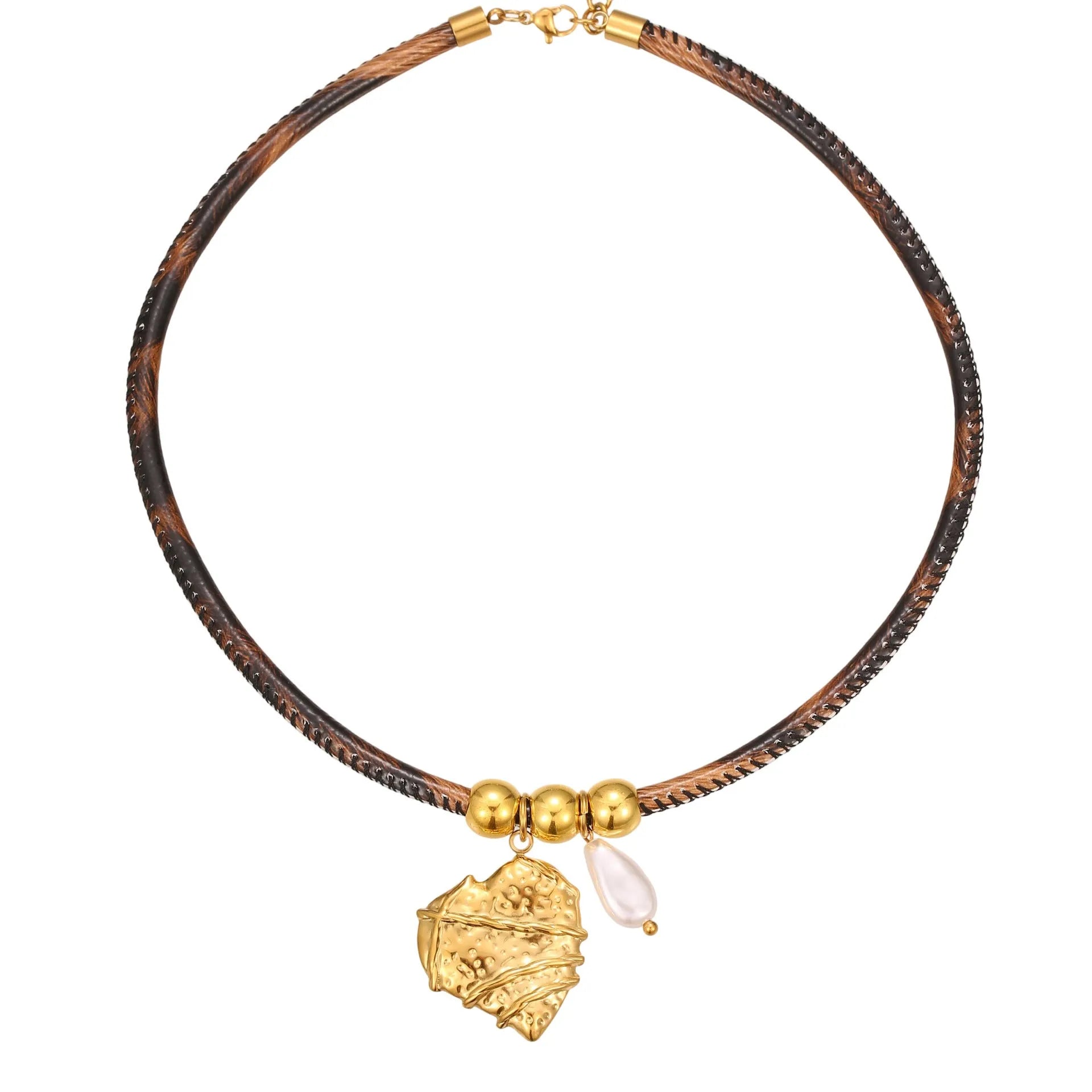 Geometric leopard pendant necklace in 18K gold electroplated stainless steel with adjustable chain