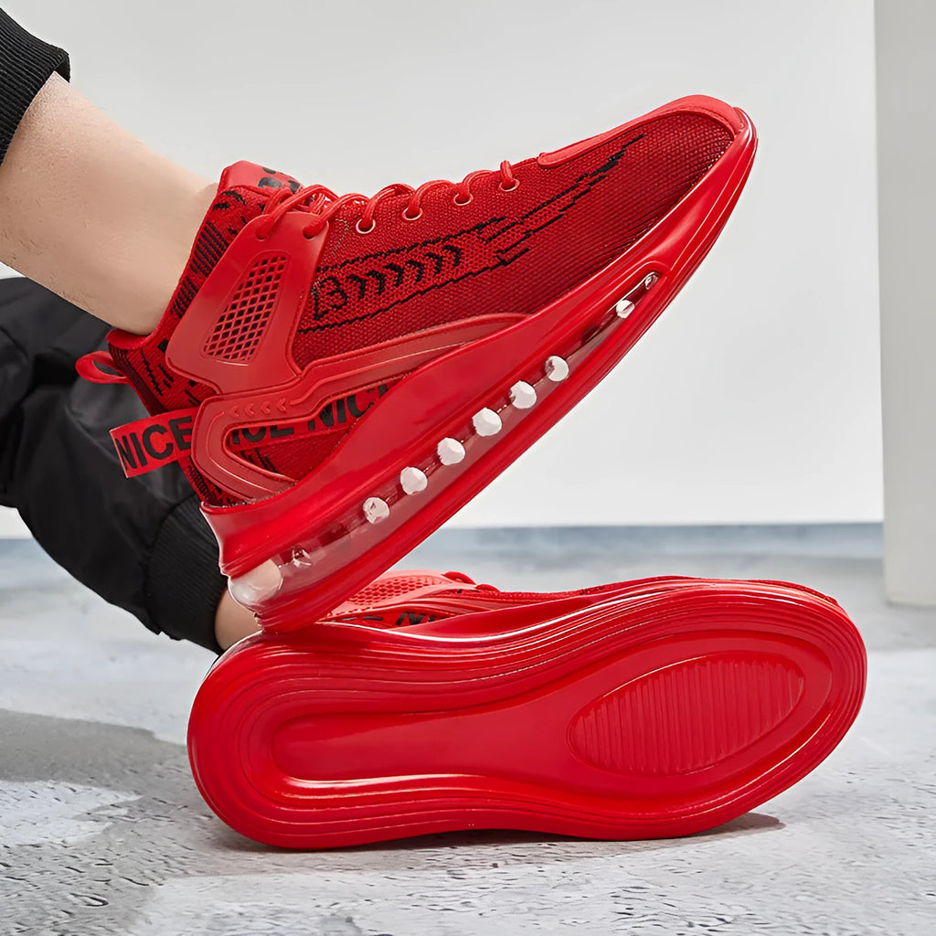 Cushion damping running shoes with mesh upper and EVA sole in black colour