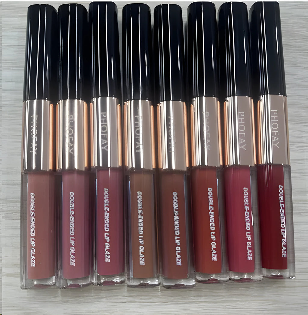 C-L021 double-head non-stick cup lip gloss showing two applicator tips and available in eight colour shades