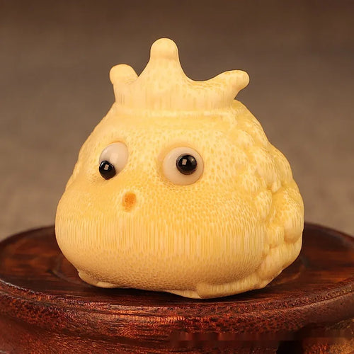 Solid bamboo hand-carved Crown Princess Toad figurine ornament in cute style