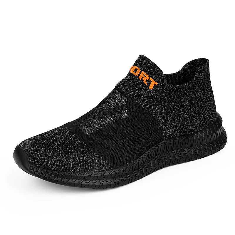 Breathable low-top Flyknit sock shoes in multiple colours with lace-up closure and round toe.