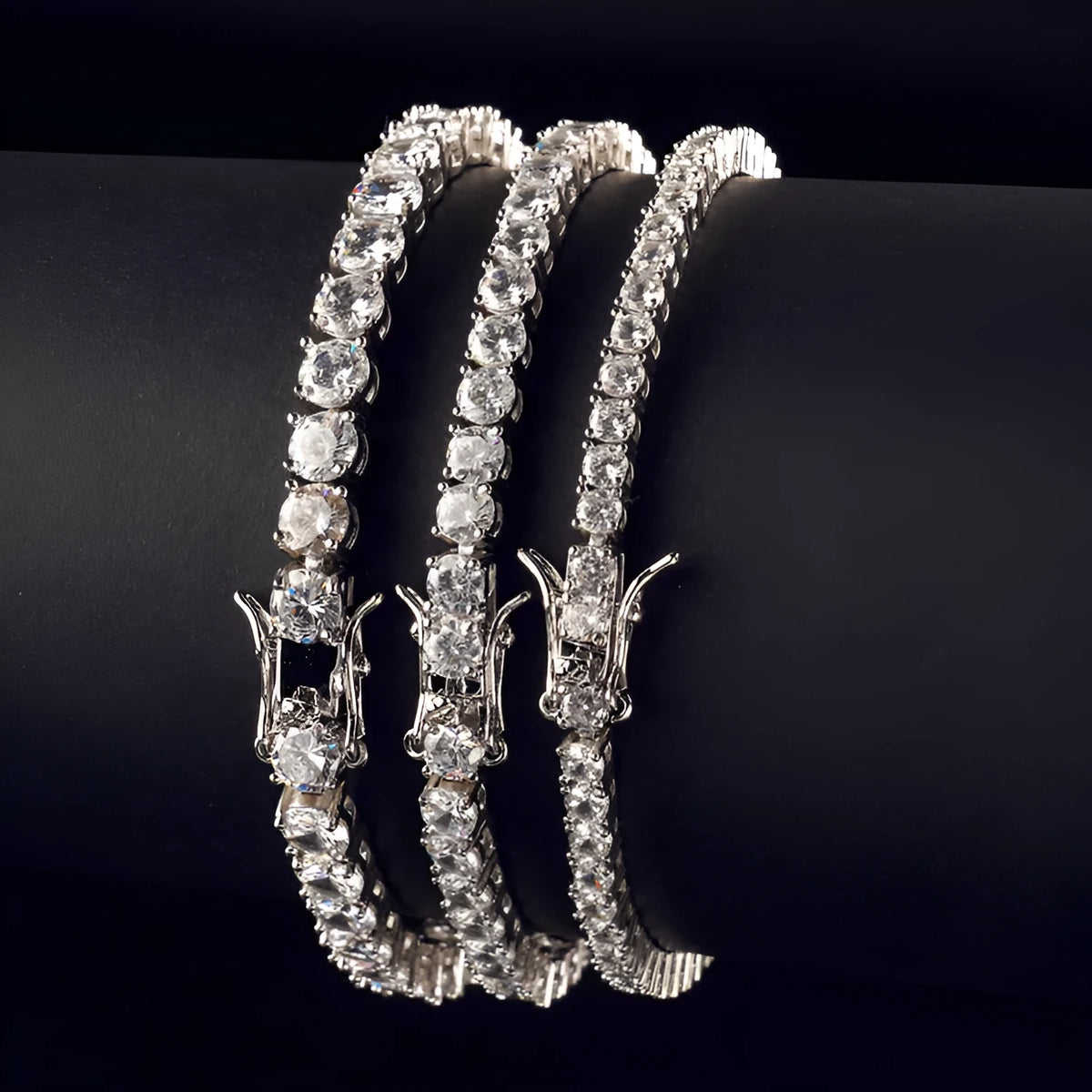 Real gold electroplated bracelet in white colour, simple bracelet jewellery with gold-plated finish