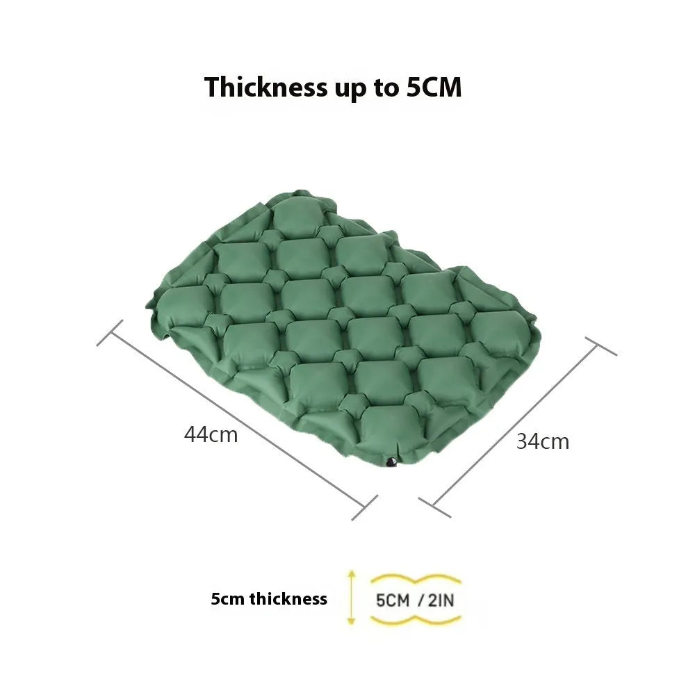 Inflatable camping cushion in 40D nylon TPU, 5x34x44cm, waterproof gasket, shown in six colours.