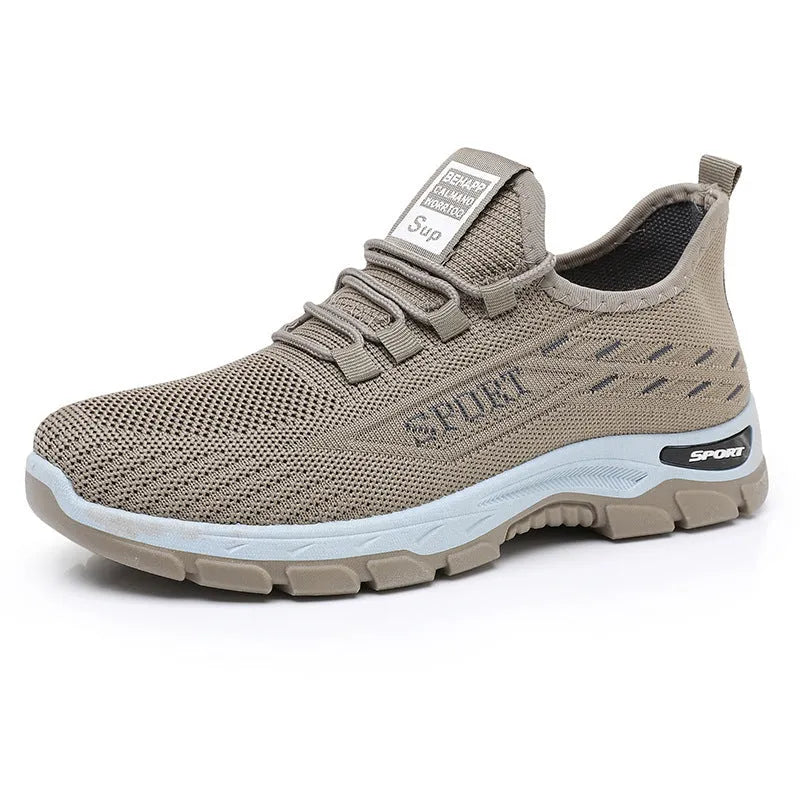 Men's and women's low-top casual sneakers with round toe and soft PVC sole in multiple colours.