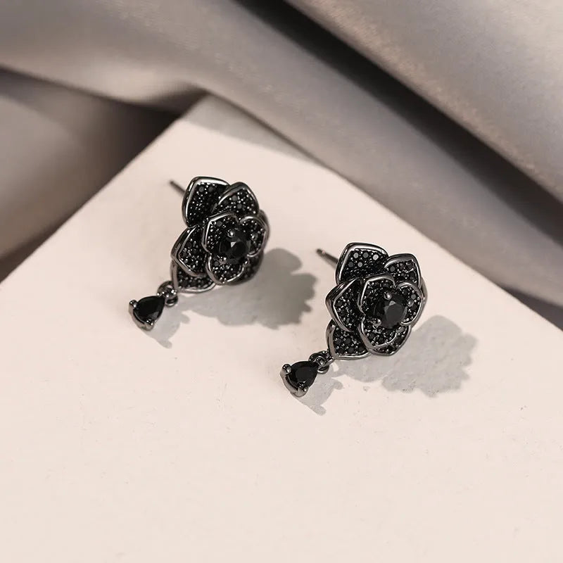 Black rose zircon flower stud earrings with 18K gold electroplating on copper