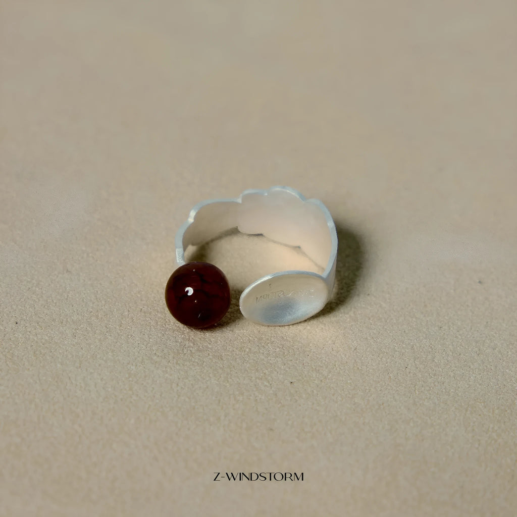 Electroplated alloy ring and bracelet set with diamond shape and small round spoon stewed pork motif