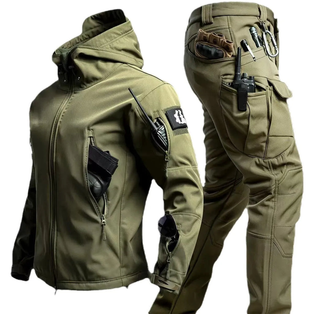 Camouflage winter shell jacket suit set for men with jacket and trousers, waterproof and windproof