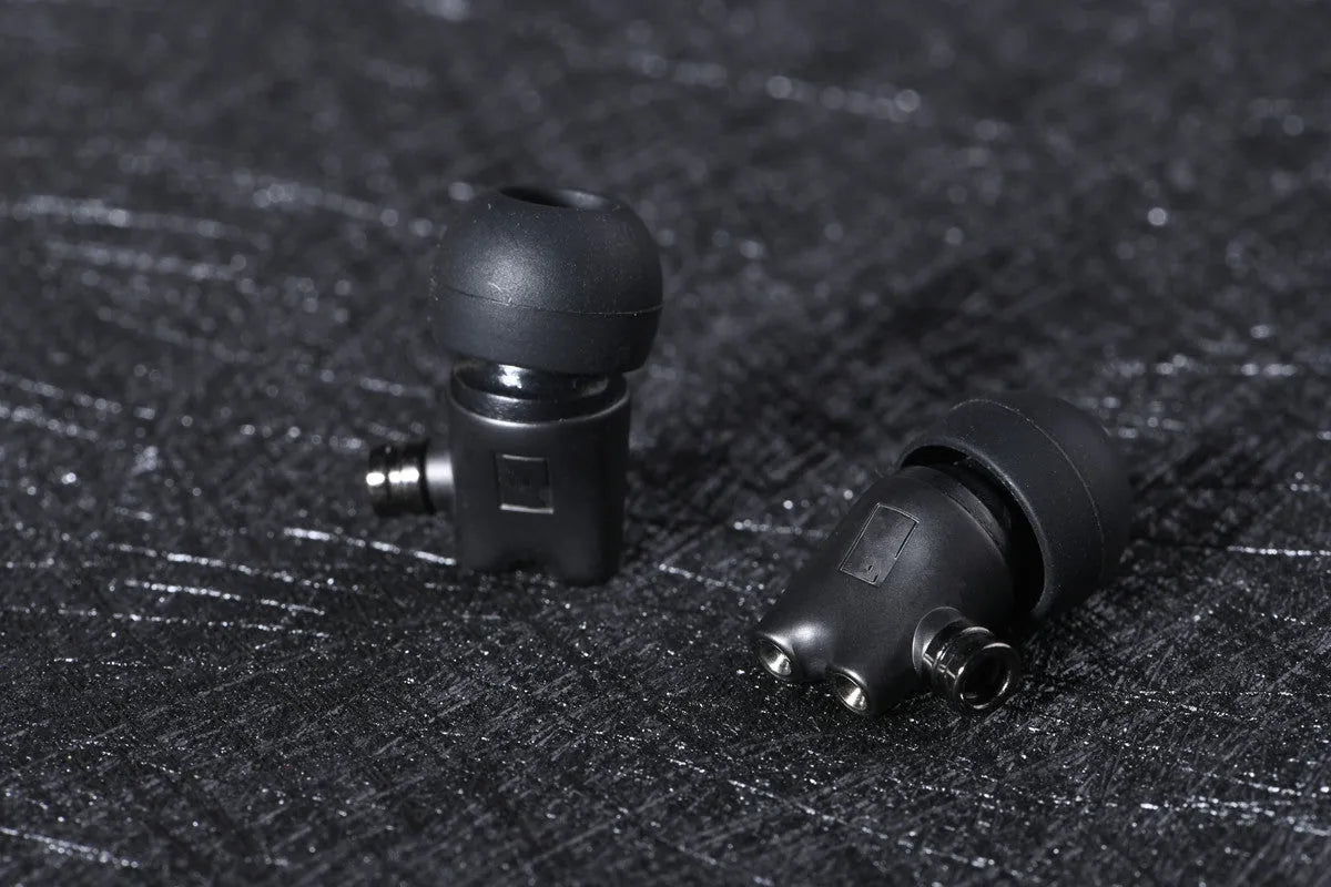 DIY Ie800s in-ear earphone plug with silver plated cable and 3.5mm connector