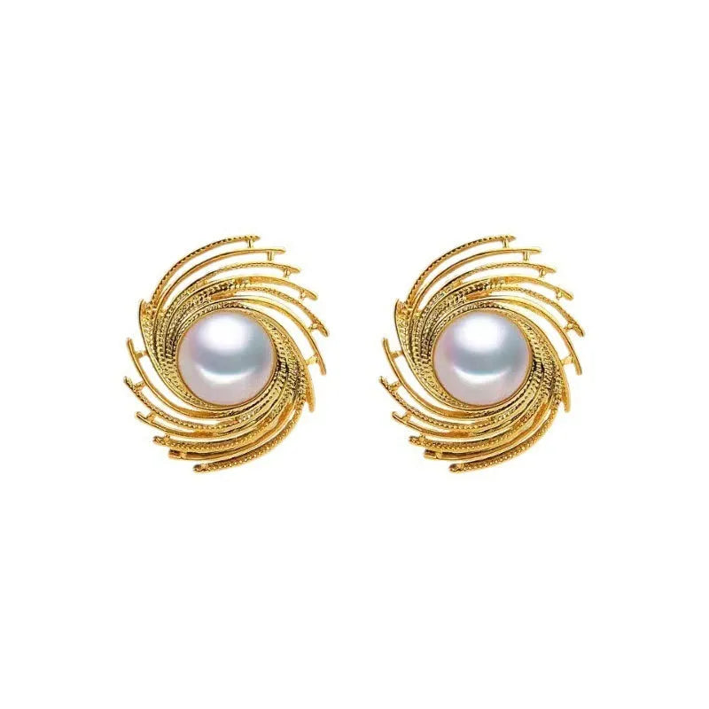 Pearl-coloured vintage flower earrings with irregular design elements on alloy electroplated construction