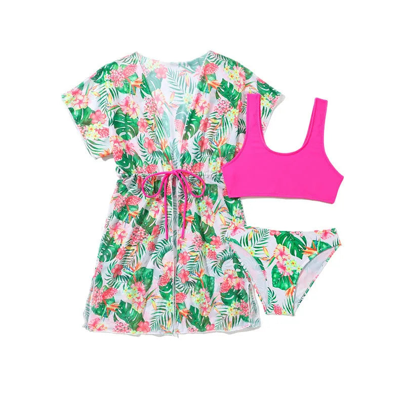 Girls floral print two-piece swimsuit set in high elasticity polyester fabric.