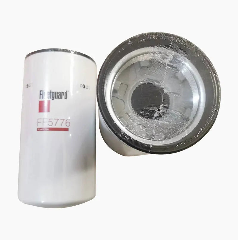 Glass fibre folding filter element for oil with 32mm diameter connections.