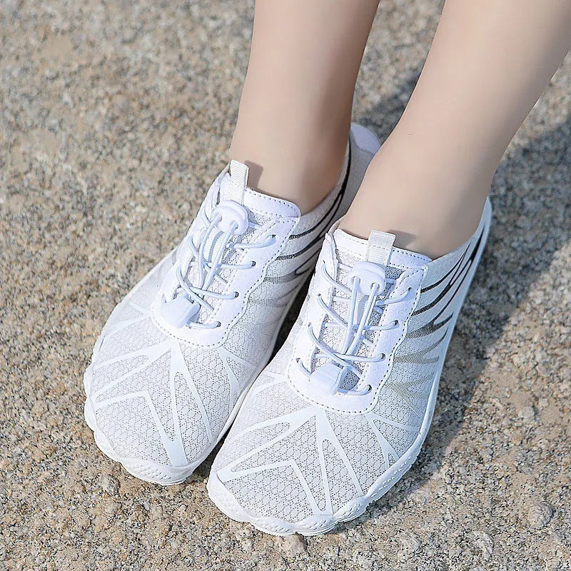 Breathable non-slip running shoes with air layer upper in multiple colour options