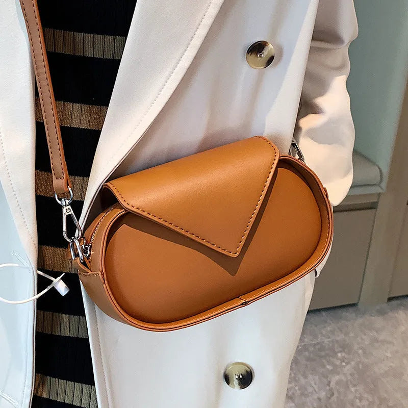 Retro patchwork shoulder bag in brown, PU outer, horizontal square shape, single strap