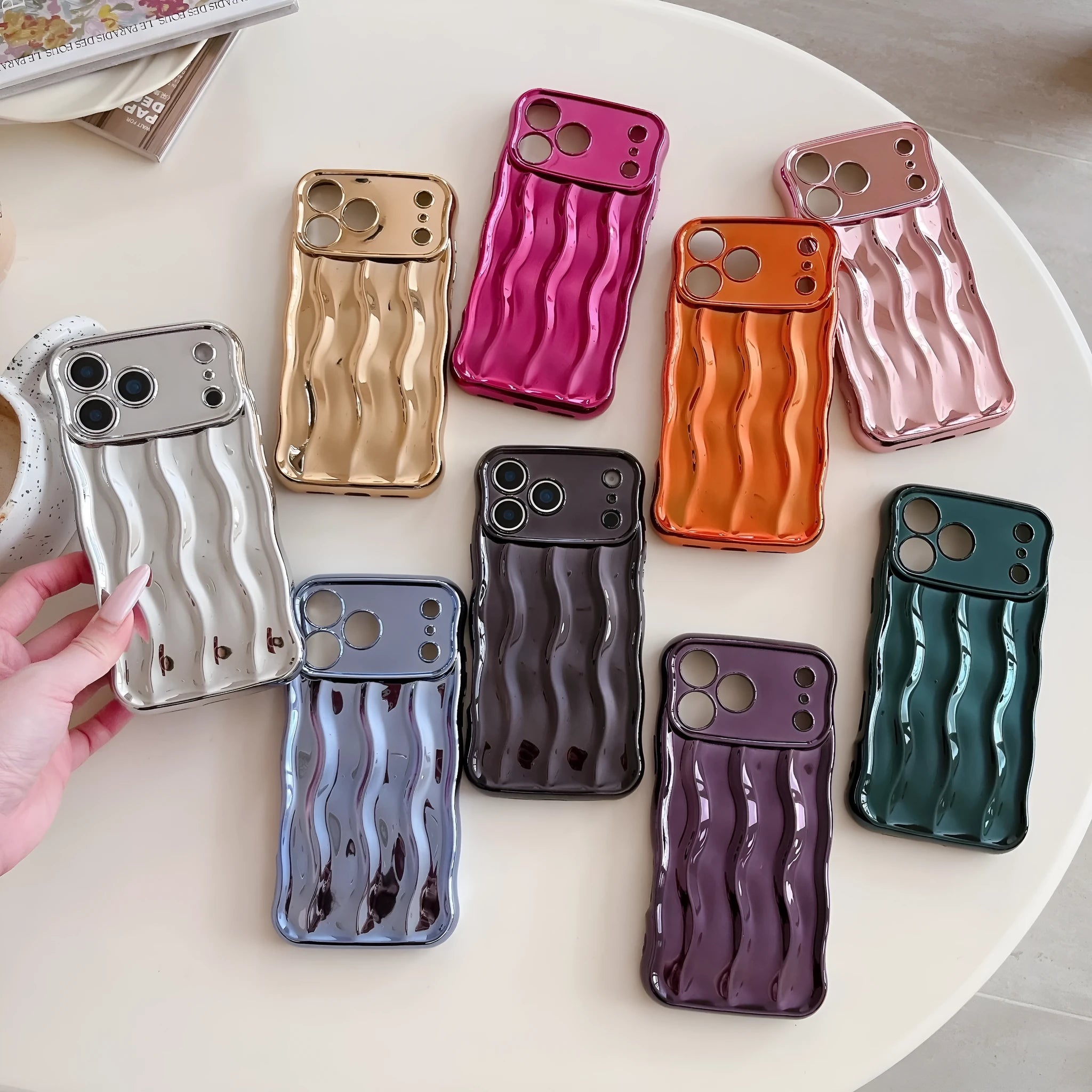 TPU solid colour plating striped phone case for iPhone 17 Pro Max in metallic Gold finish