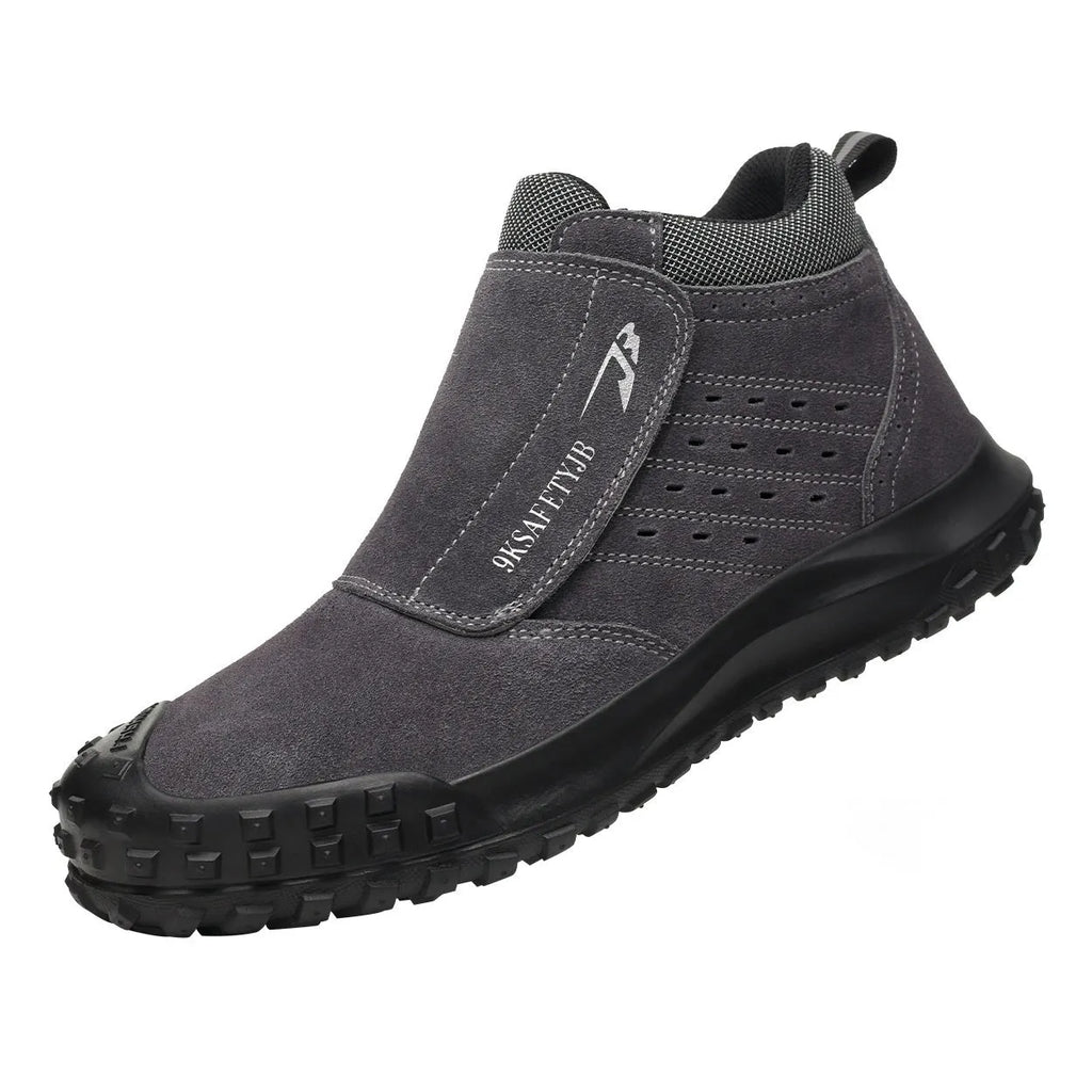 Low-top welder safety shoes with steel toe cap and lace-up front, in sand colour.