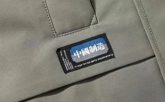 Men's hooded down trench coat with cashmere blend, medium length 65-80cm, in green, black or blue, sizes M to 3XL.