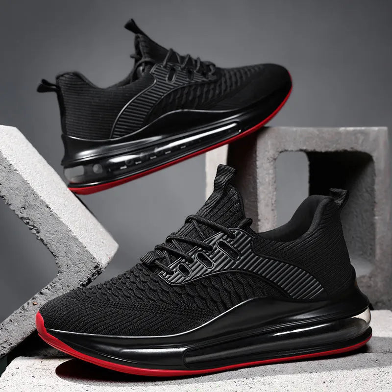Men's low-top mesh running shoes in black with rubber sole and lace-up front