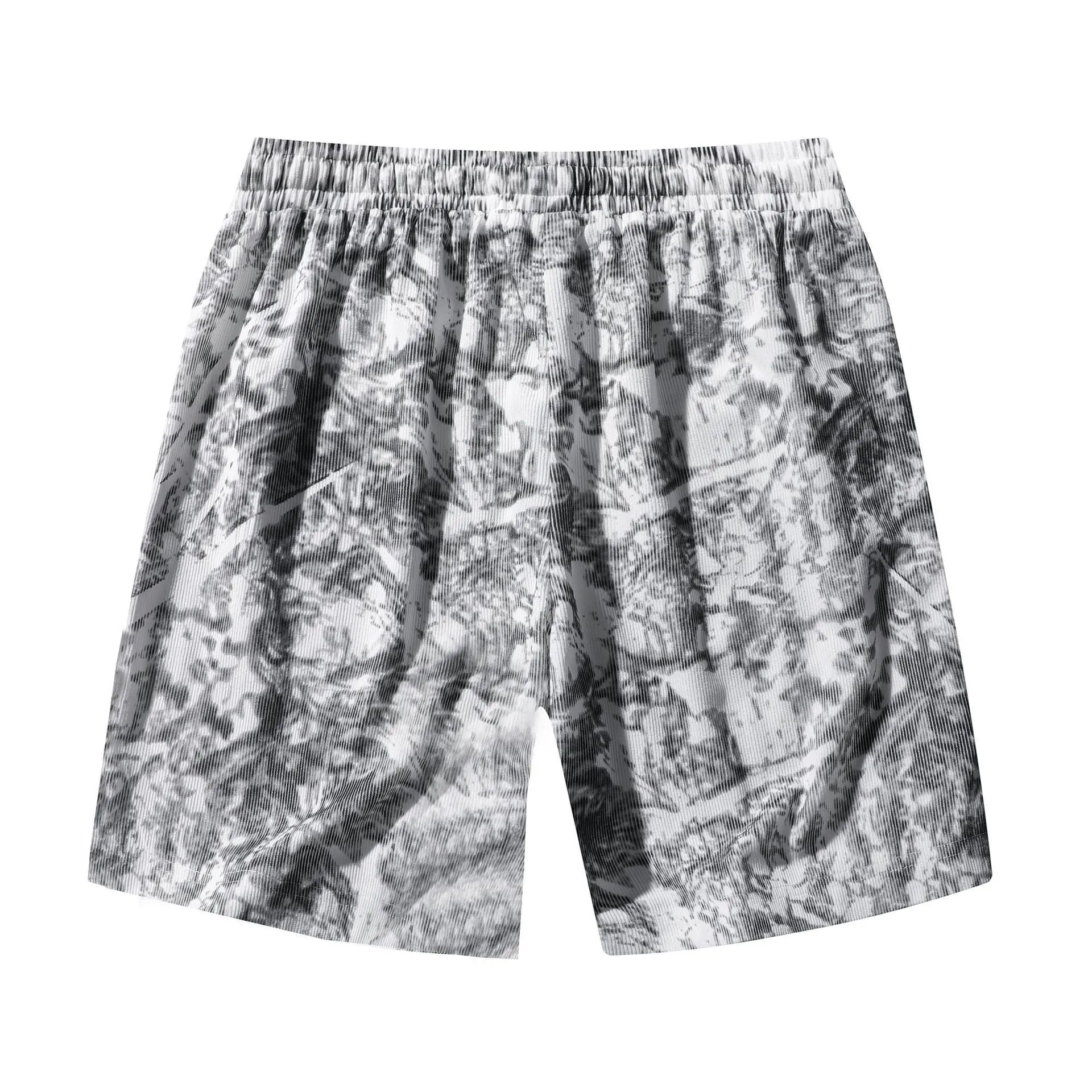 Men's camouflage pattern corduroy athletic shorts with high waistband and straight leg design