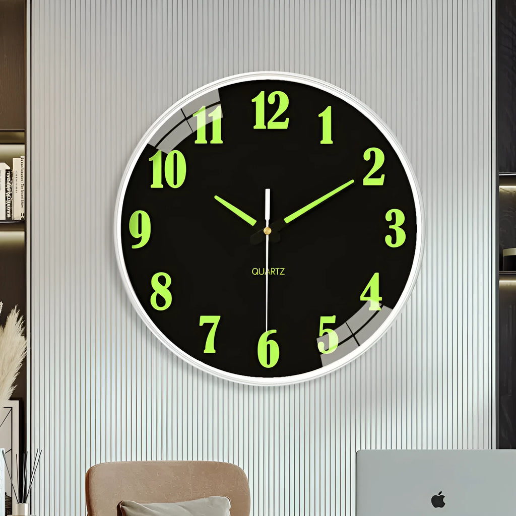20cm diameter luminous wall clock with modern plastic case and clear acrylic cover