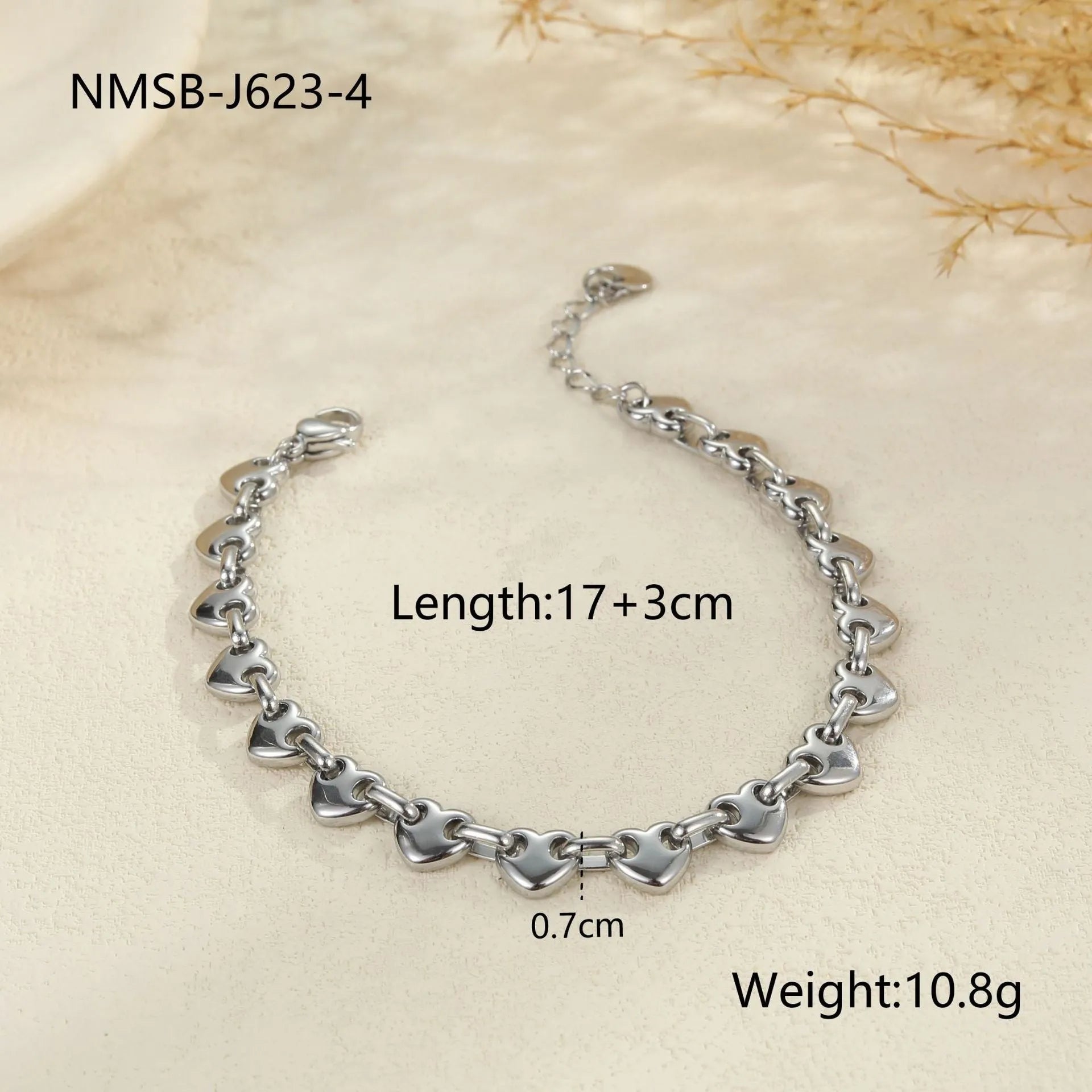 Women's geometric hollowed heart bracelet in gold or steel electroplated finish