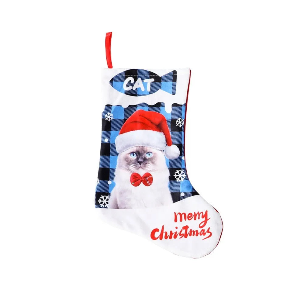 Printed cloth Christmas decoration panel with puppy or cat design on plaid background measuring 26x36cm