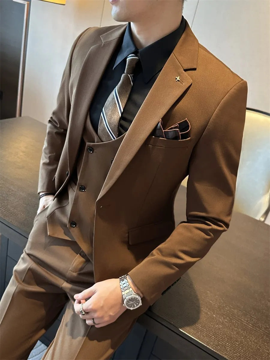 Men's dark green slim-fit formal blazer on a hanger