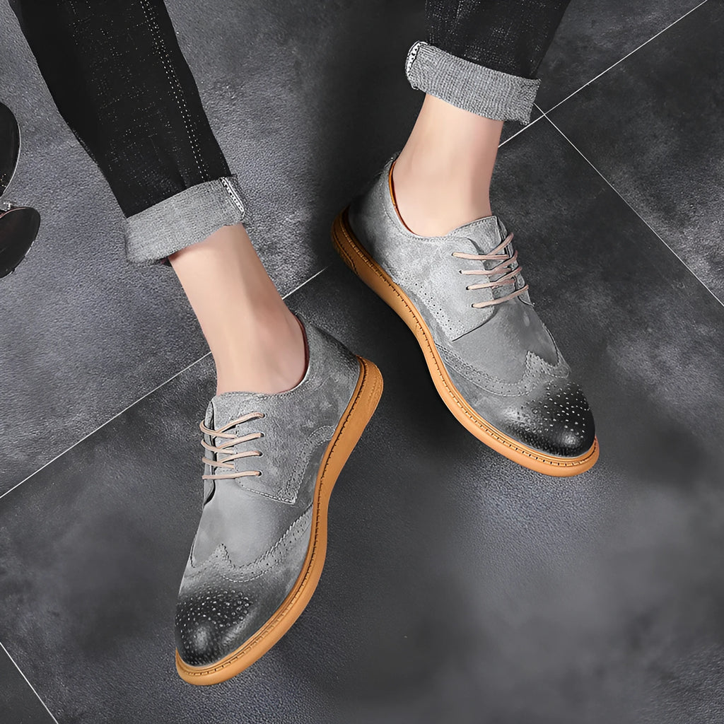 Men's black leather low-top lace-up business shoes with retro styling and visible stitching