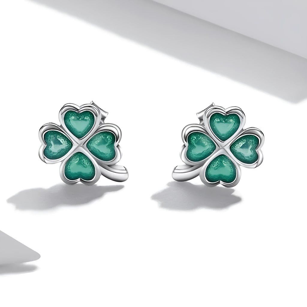 White gold plated 925 silver four-leaf clover stud earrings with green dripping oil, 1.0 x 0.8cm
