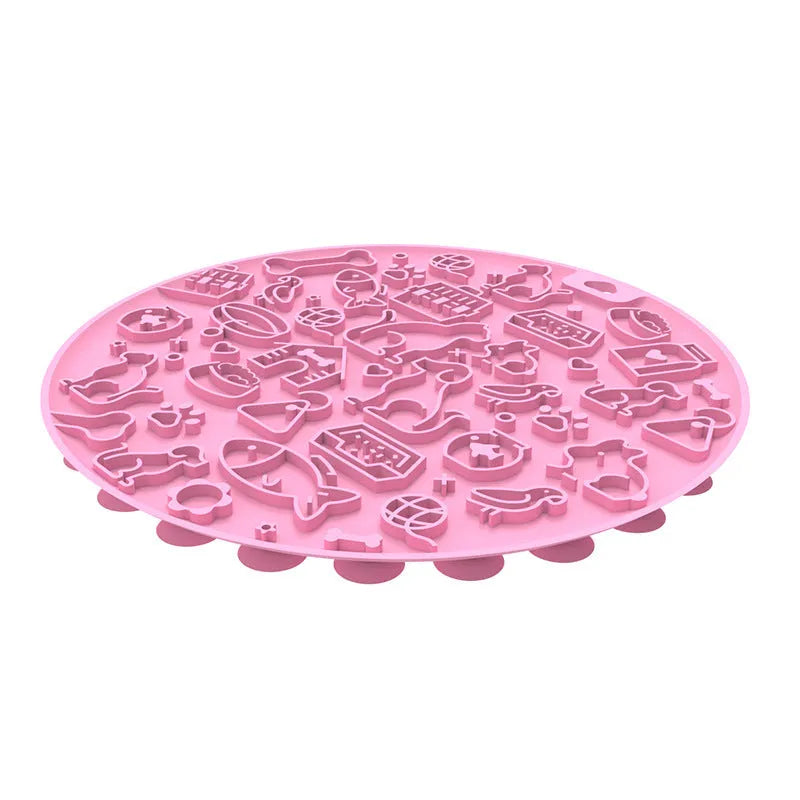Round silicone pet licking mat with suction cup in various colours for dogs and cats