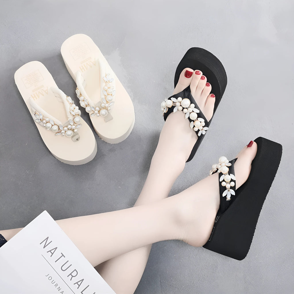 Women's high-heeled flip-flop sandals in cotton cloth, available in black and beige colours
