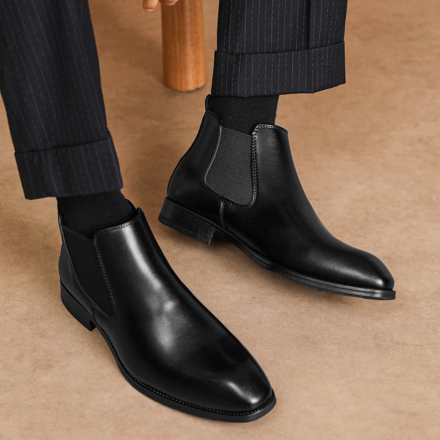 Men's Chelsea classic retro long boots in black with square toe and horseshoe heel
