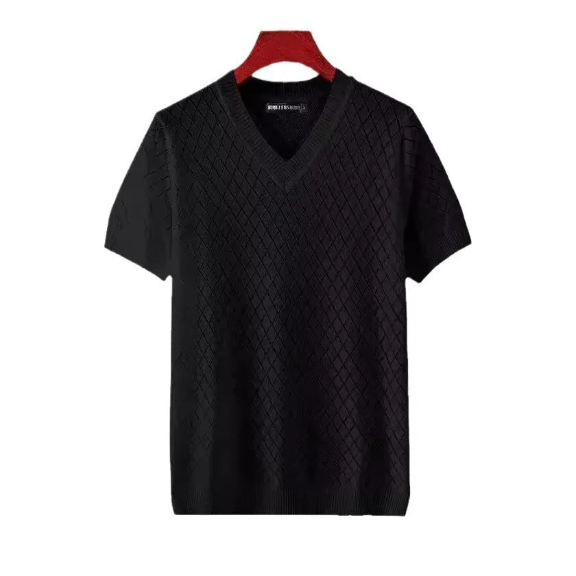 Man wearing a black V-neck ice silk summer T-shirt, Korean style casual wear