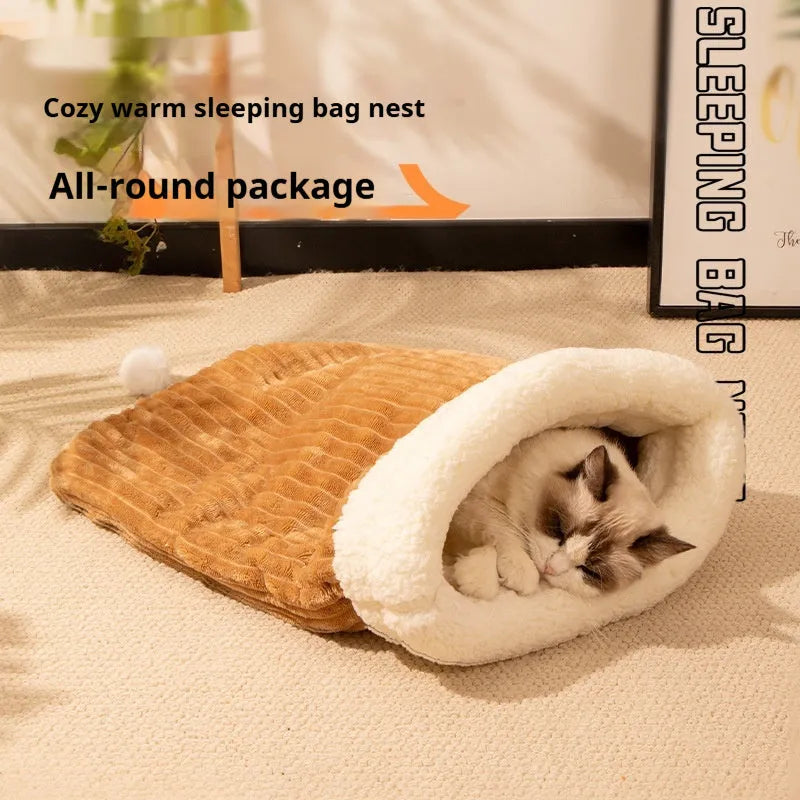 Cat sleeping bag nest measuring 50x40cm in pink, blue and striped flannel designs