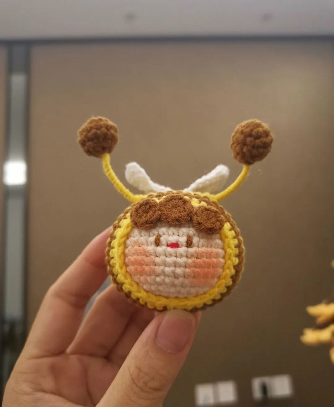 Handmade crocheted bee colony plush pendant for woolen dolls in Style 1 or Style 2