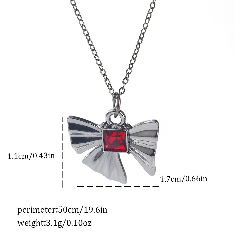 Dark style Halloween necklace with electroplated zinc alloy spider or bat pendant for Gothic costume wear