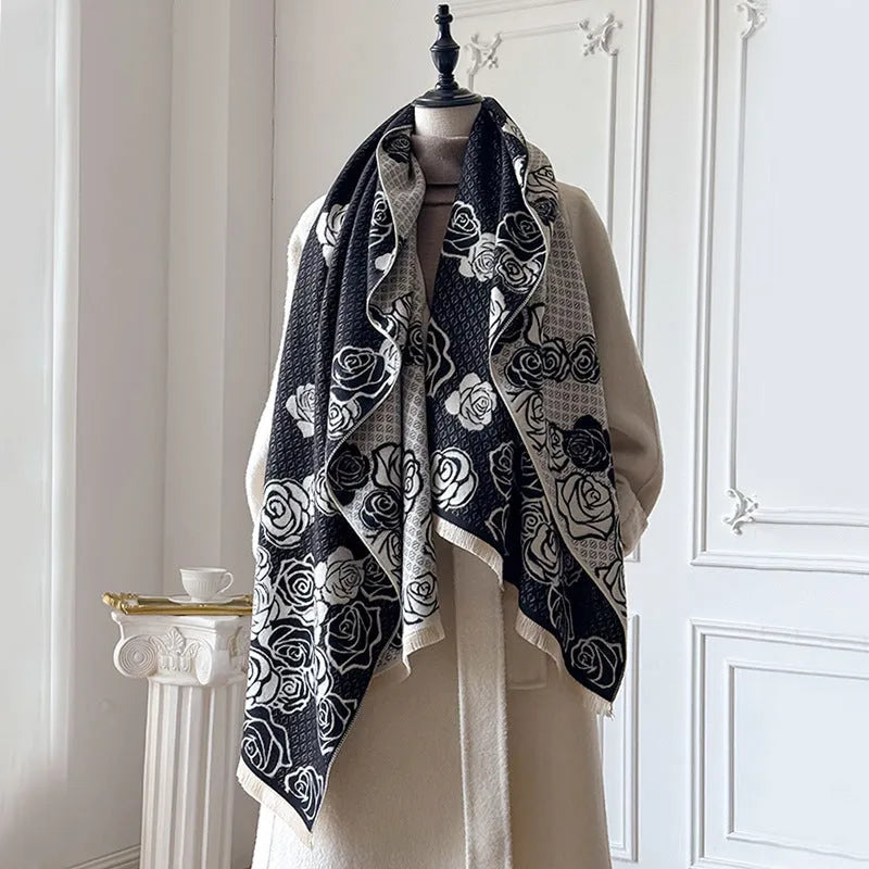 A grey imitation cashmere scarf with tassels, measuring 185 cm long, laid flat.