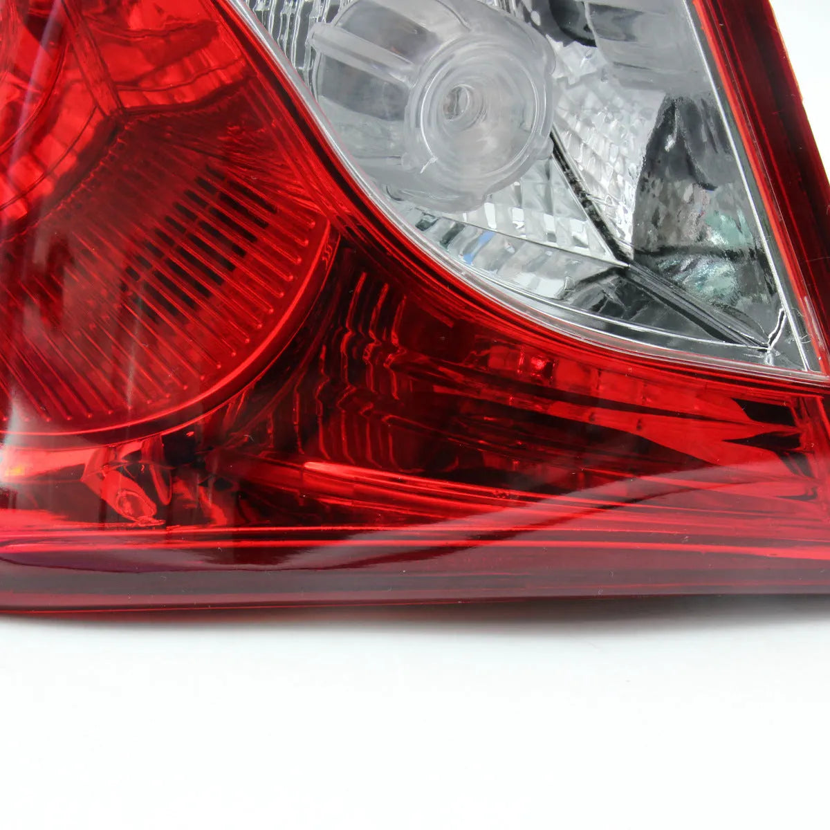 Hyundai Sonata tail light half assembly outer section ABS aluminium construction