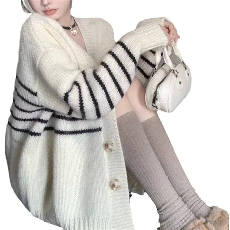 Women's collar button cardigan with 3D pattern detail in Japanese Korean casual style