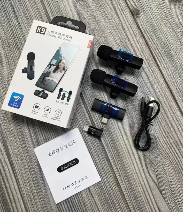 Wireless collar clip microphone for outdoor video recording with multiple interface options